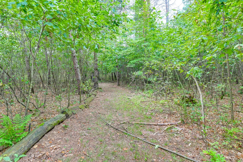 4-Season Retreat: Hunt, Fish, ATV/Snowmobile, Golf House in Wisconsin