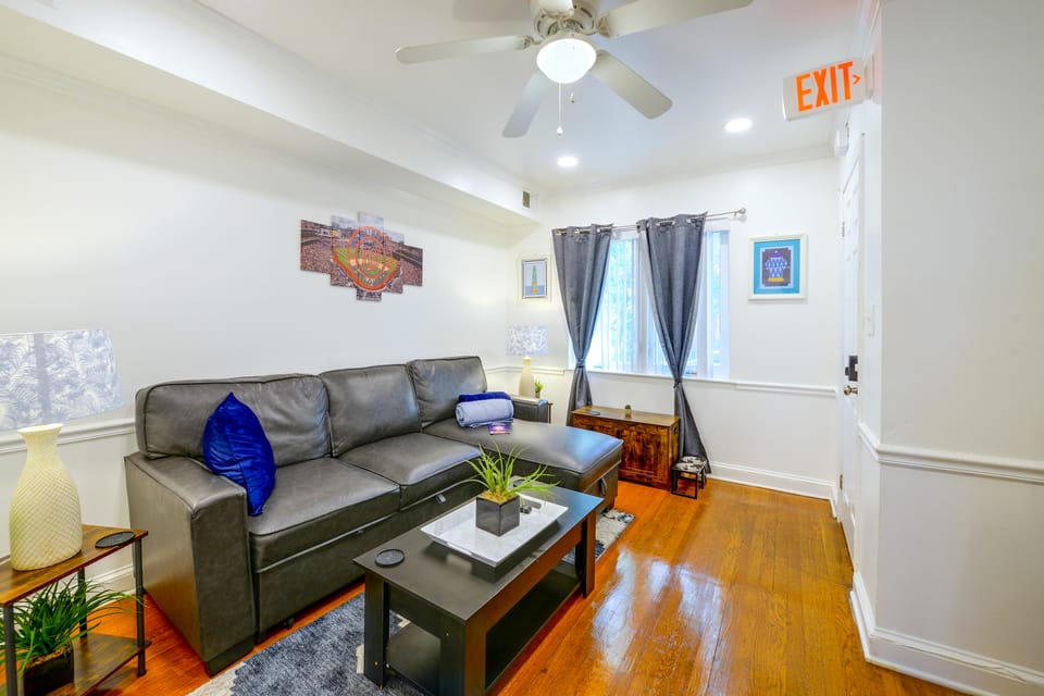 DC Modern Gem | Walk to Wharf and Audi Stadium Apartment in Washington