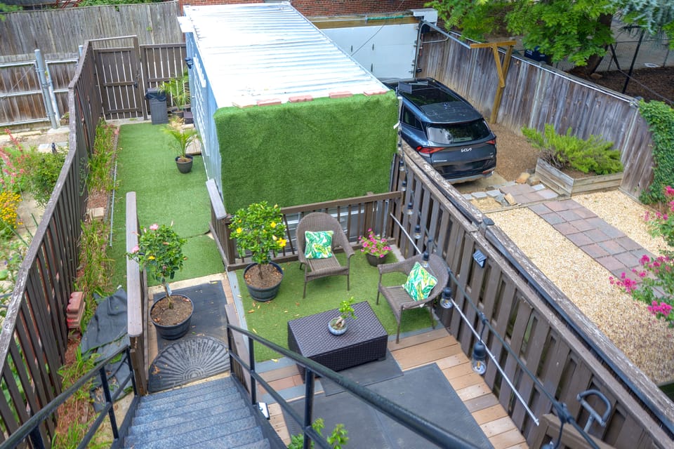 Relaxing Haven | Steps to Wharf, Audi & Metro Apartment in Washington