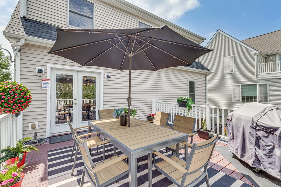Walk to Bowers Beach! Peaceful Coastal Retreat House in Delaware