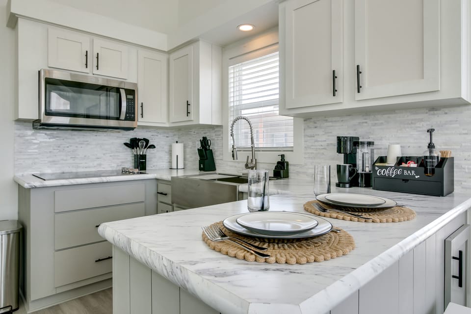 5 Mi to Beach: Family Fun, Modern with Great Views House in Port Isabel
