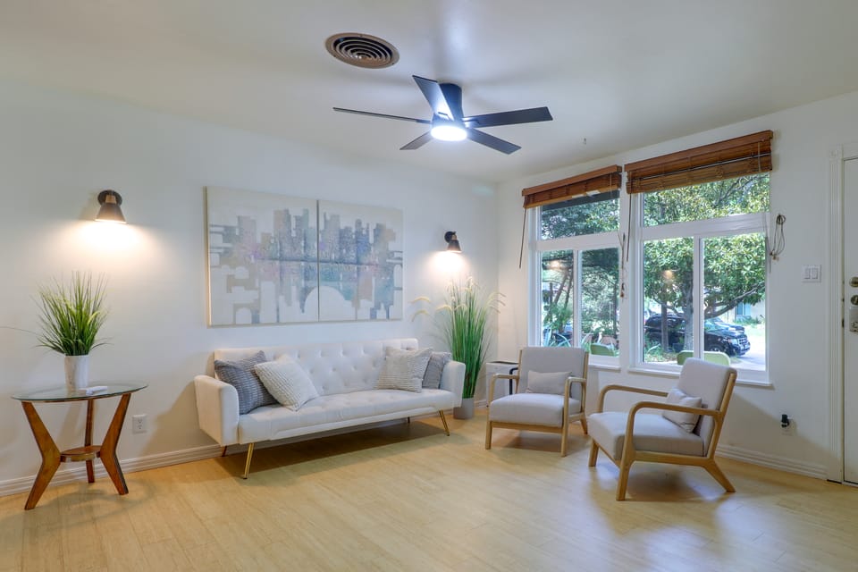 Mid-Term Stay in Austin! Family Home w/ Backyard House in Austin
