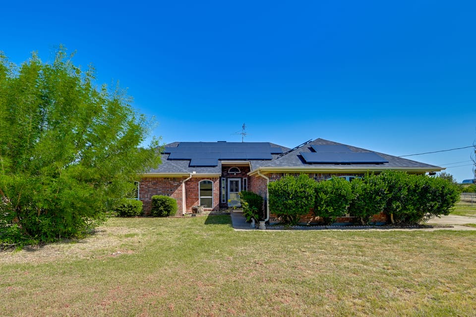 Swim, Grill & Relax! Copperas Cove Family Home House in Texas