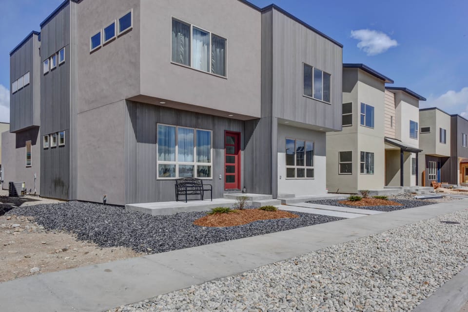 8 Min to Dtwn Salida | 3 Bed, 3 Bath | 2 King Beds Apartment in Poncha Springs