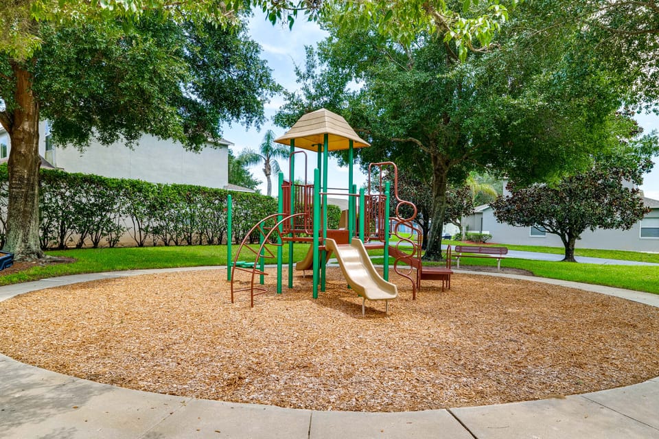 Heated Pool & Game Room! Family Hub 9 Mi to Disney House in Polk County