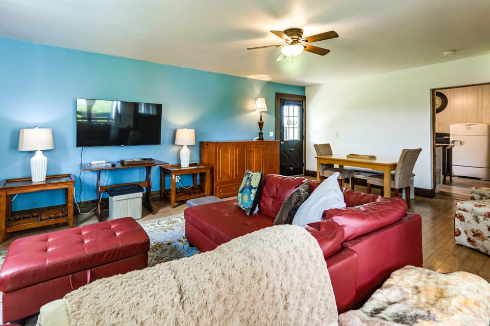 1 Mi to Brookville Lake, Boat Ramp! Quaint Escape House in Indiana