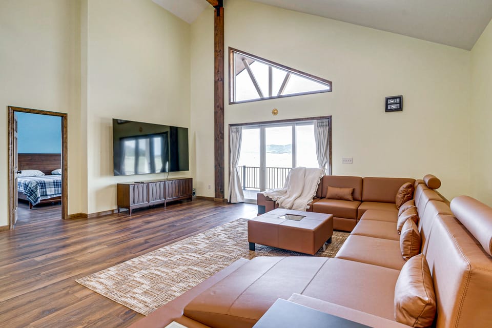 Mtn-View Deck! Remote South Park Retreat House in Park County