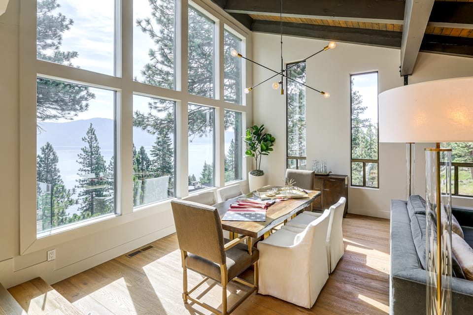Stunning Lake & Mtn Views! CB/Incline Village Home House in Crystal Bay