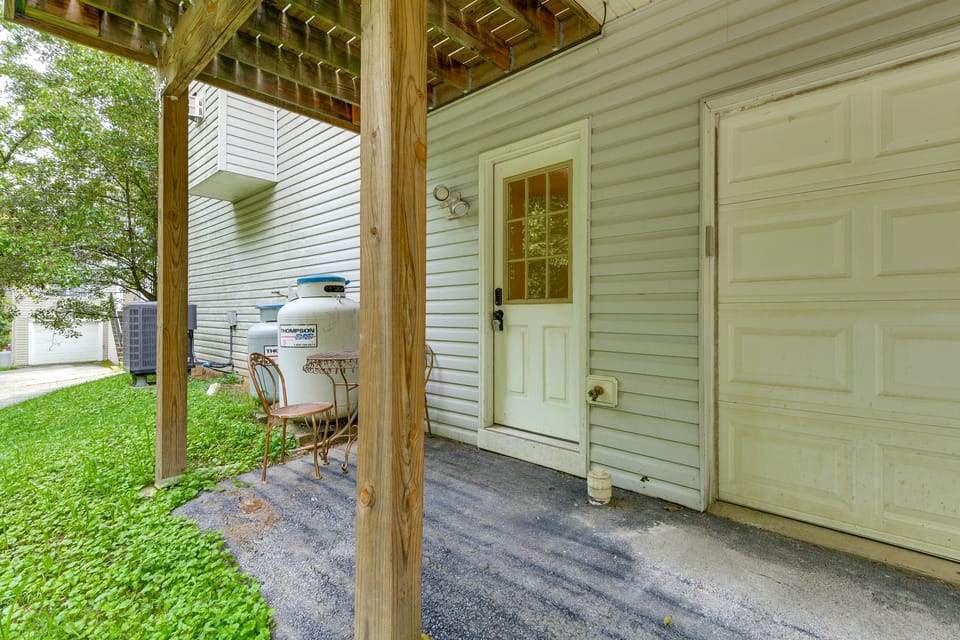 Private Sauna! Studio in Harpers Ferry Apartment in Harpers Ferry