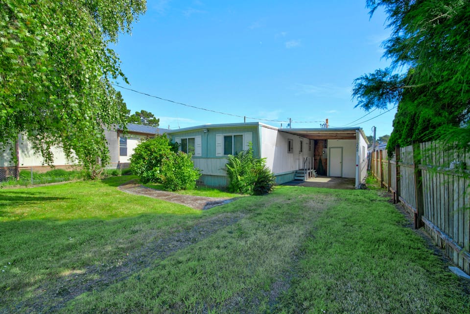 Close to Beach & Dtwn! Extended Long Beach Stay House in Long Beach