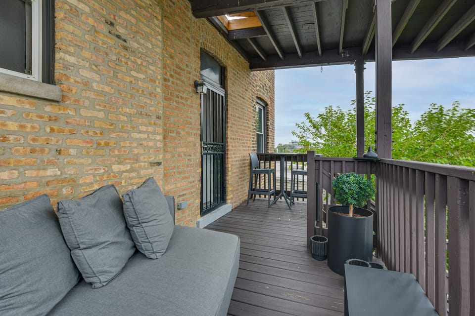 Beautiful Condo in the Middle of Andersonville Apartment in Chicago