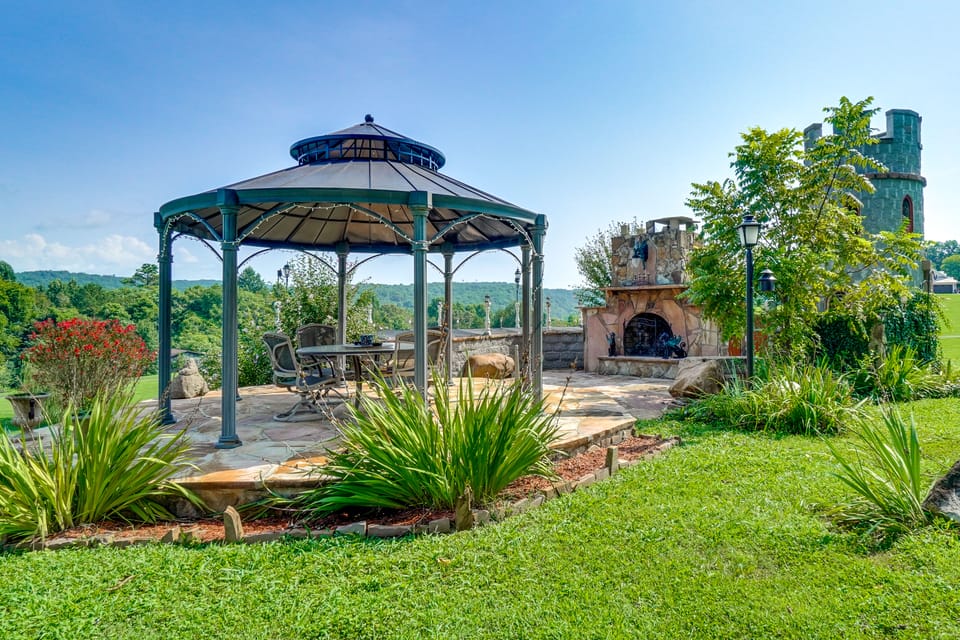 'Castlewoods' 8BR Estate Near Knoxville House in Oak Ridge