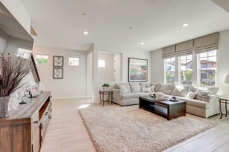 New Build w/ Patio! Roseville Extended Stay House in Roseville
