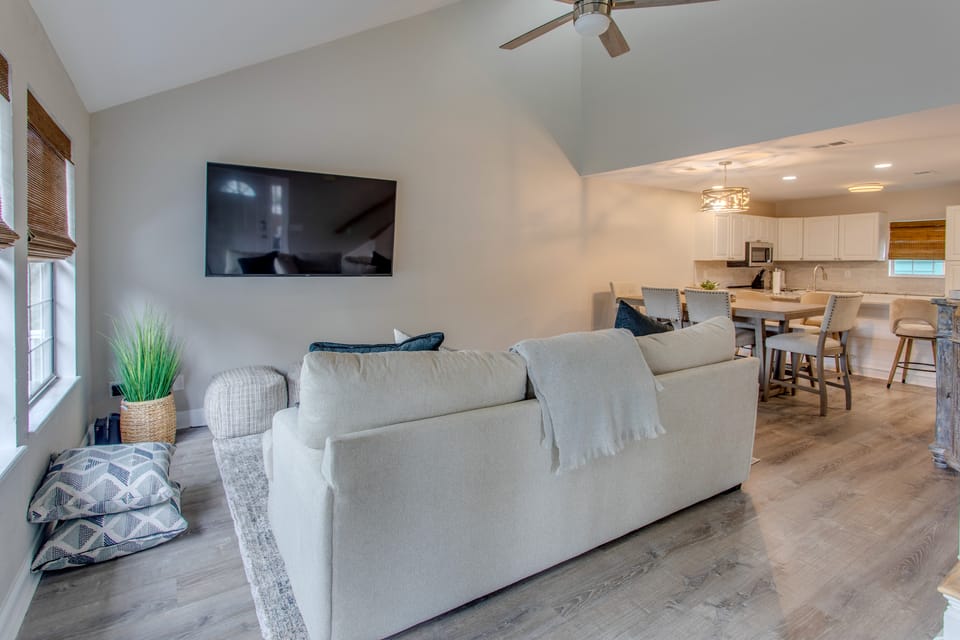 Ocean-View Retreat Near Barefoot Landing & Beach! House in South Carolina
