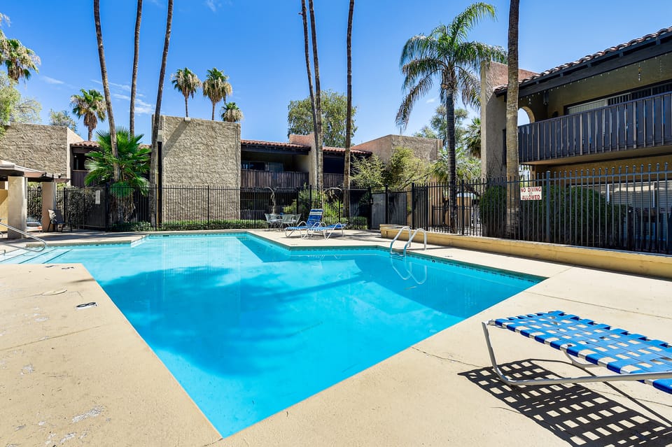 Poolside Days! Condo 3 Mi to University of Arizona Apartment in Tucson
