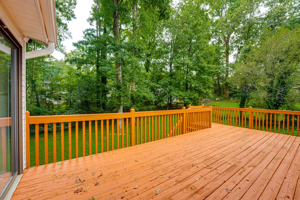Kennesaw Home Near KSU & Lake Acworth House in Allatoona Lake