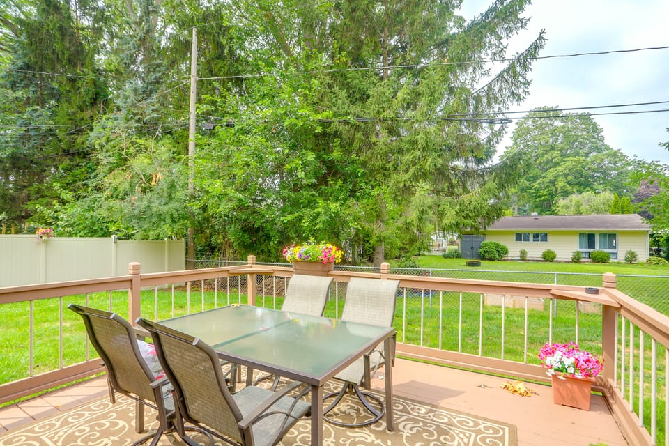 Group-Friendly Rambler w/ Fenced Backyard & Deck House in Toledo