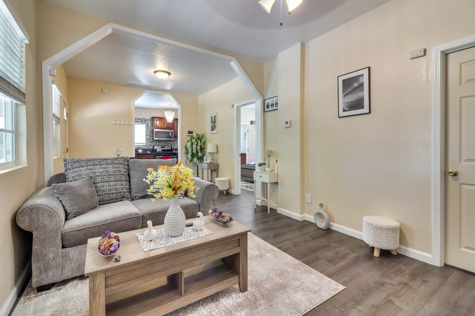 Sunny Hemet Escape w/ Covered Porch & Fire Pit House in Hemet