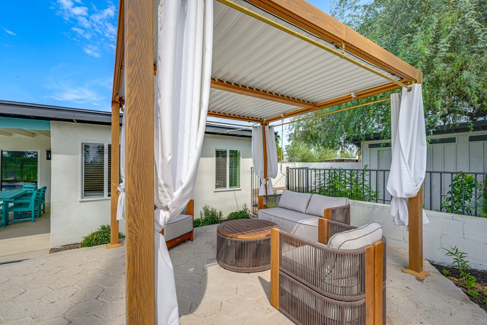 Private Home w/ Golf Course Views & Pool in Mesa! House in Mesa