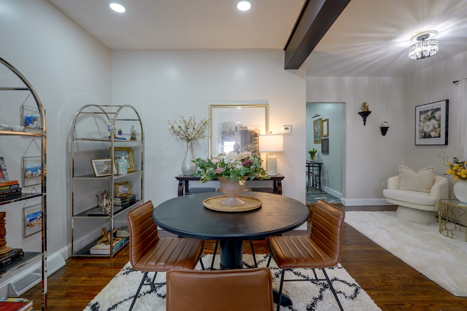 Walk to Water, Dining! Modern City Point Haven House in West Haven