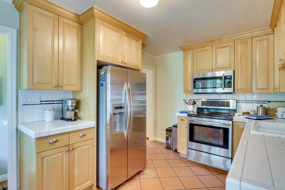Near Universities & Hospitals! SLC Home w/ Yard House in Salt Lake City