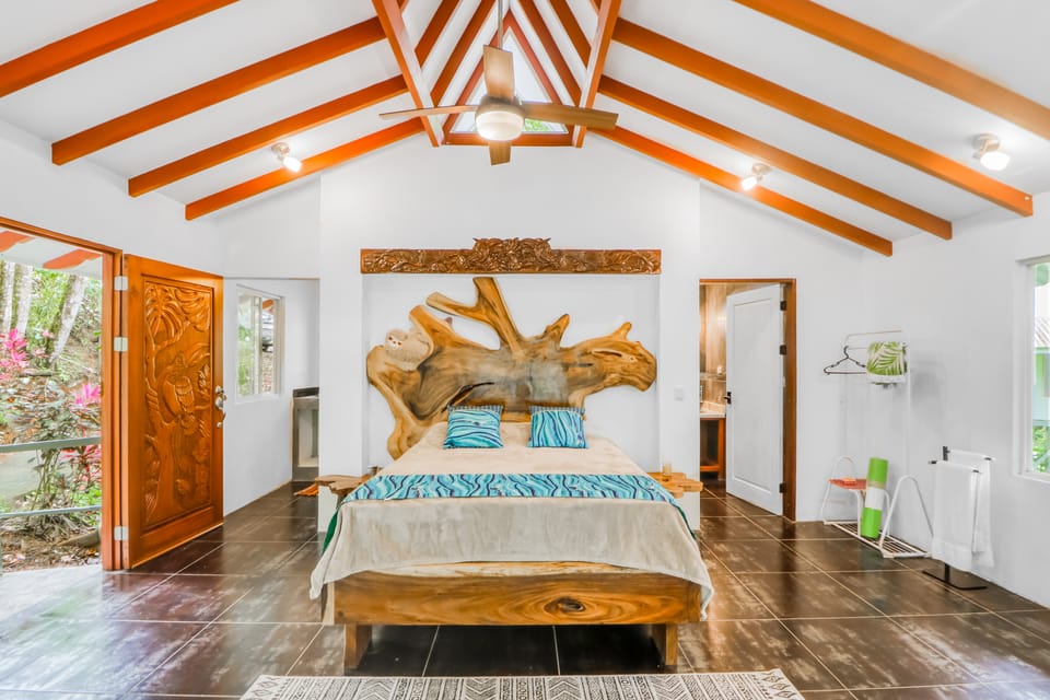 Ojochal Jungle Studio w/ Pool & River Access! Apartment in Puntarenas Province