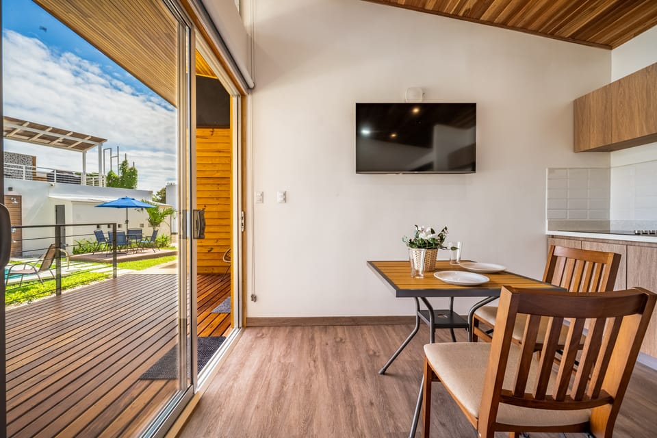 Modern Studio w/ Pool Access Near Playas Del Coco! Apartment in Coco
