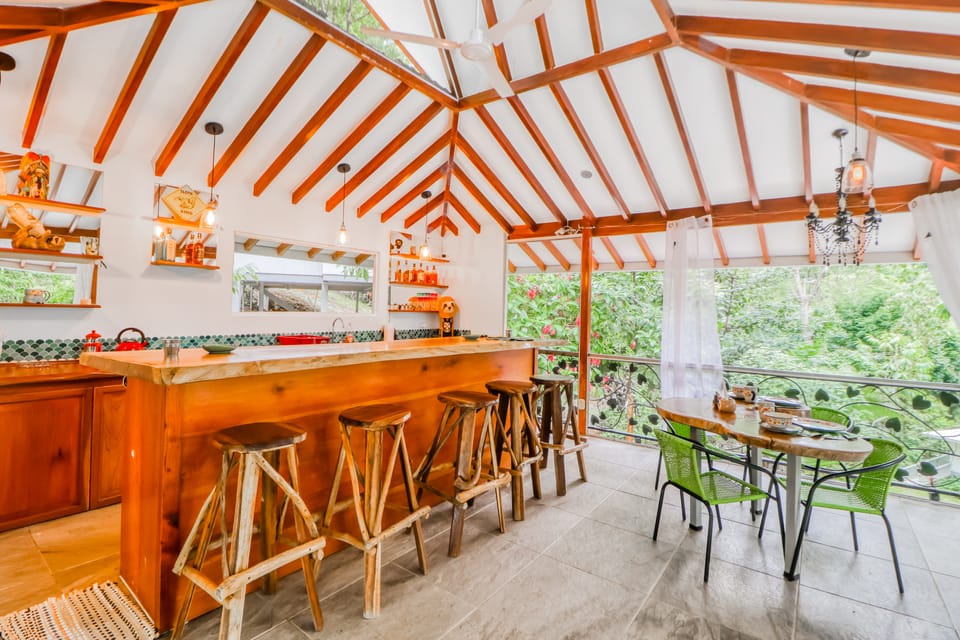 3 Bungalow Compound! Ojochal Oasis w/ Private Pool House in Puntarenas Province
