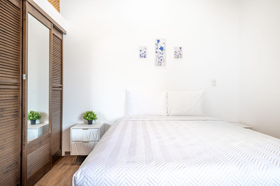 Studio w/ Shared Pool < 1 Mi to Playas Del Coco! Apartment in Coco