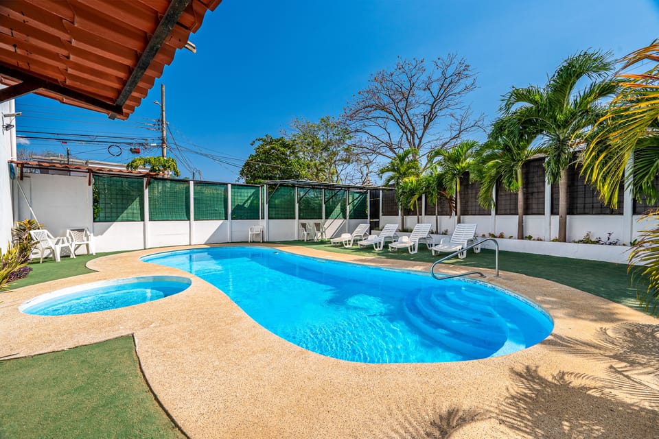 Playas del Coco Condo w/ Pool: Walk to Beach! Apartment in Guanacaste Province