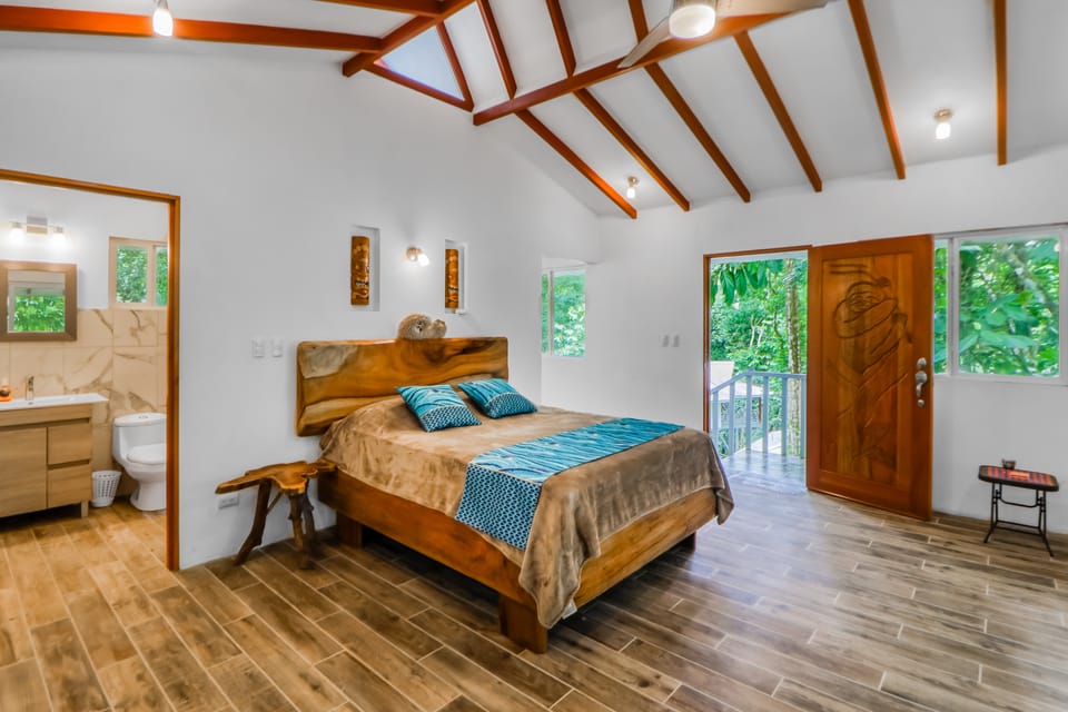 Secluded Ojochal Studio w/ Trails & Pool Access! Apartment in Puntarenas Province