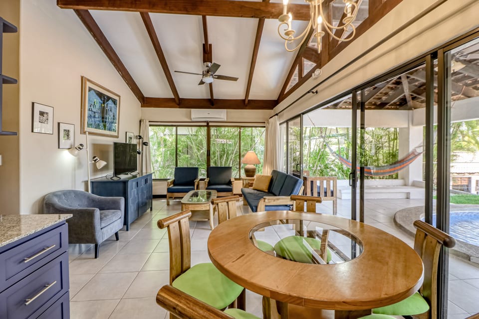 Pool & Beach Access: 2-Unit Base in Playa Hermana Villa in Guanacaste Province