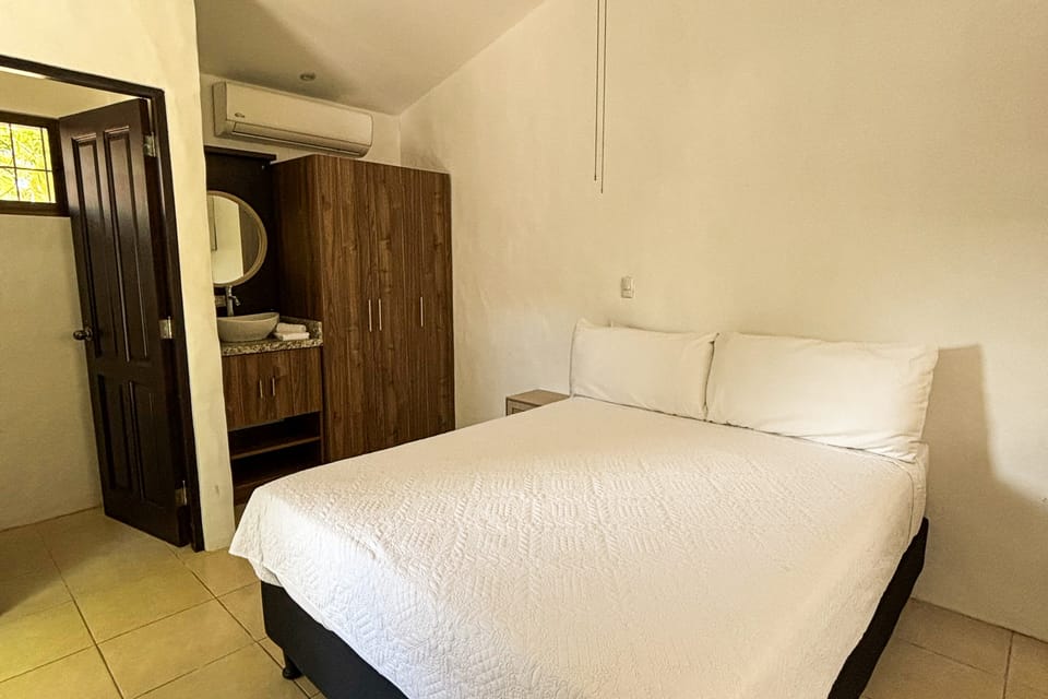 Club Voca Studio w/ Resort-Style Pool! Apartment in Coco