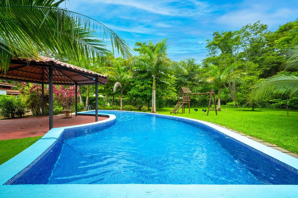 Shared Pool Access: Updated Apt in Playa Avellanas Apartment in Guanacaste Province