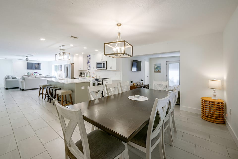 < 2 Mi to Beaches! Poolside Paradise in Siesta Key House in Siesta Key