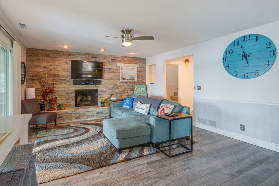 Hot Tub, Large Dock, Fire Pit: Ozarks Lake House House in Lake of the Ozarks
