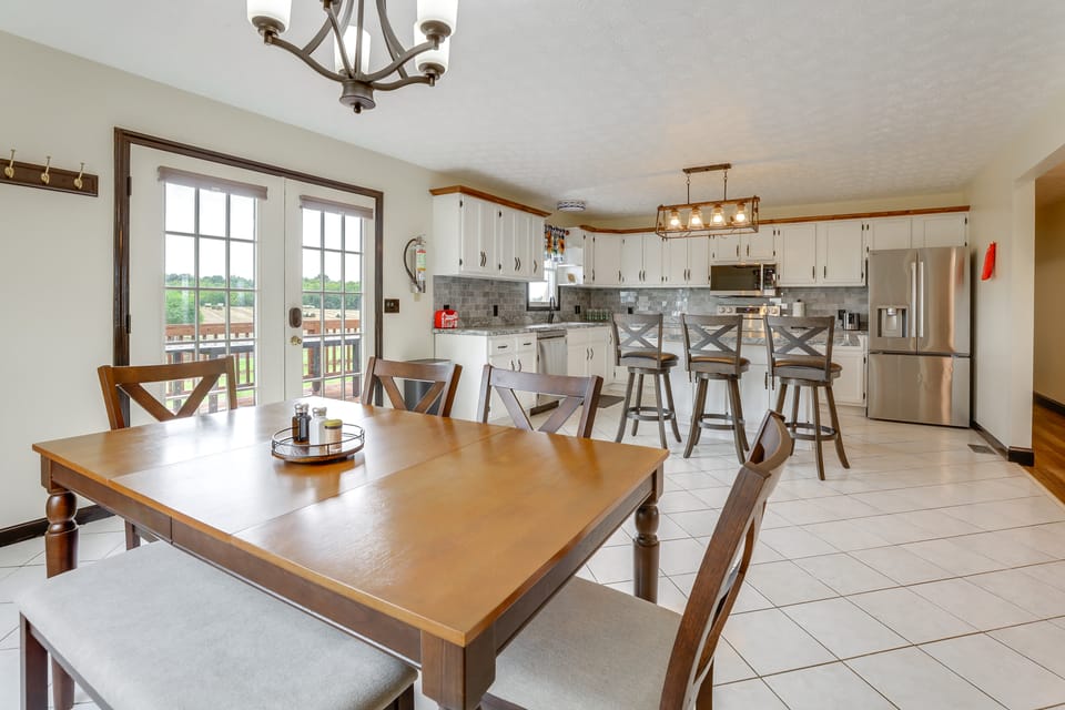 Game Room & Countryside Views! Salvisa Family Gem House in Kentucky
