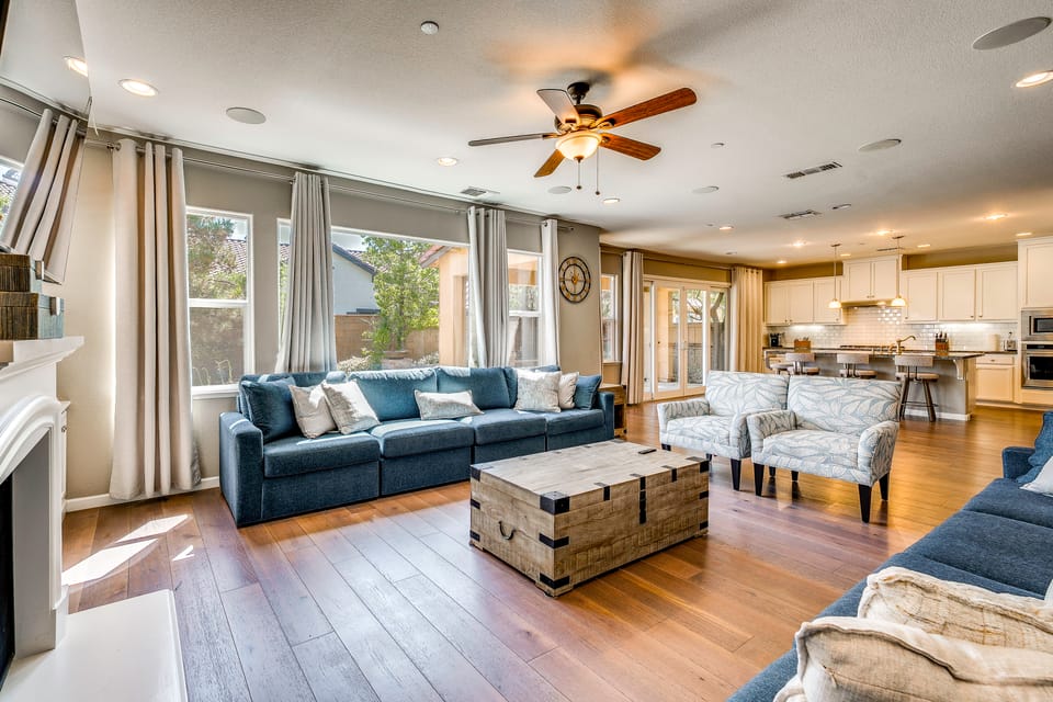 3 Mi to Sky River Casino: Elk Grove Getaway House in Elk Grove
