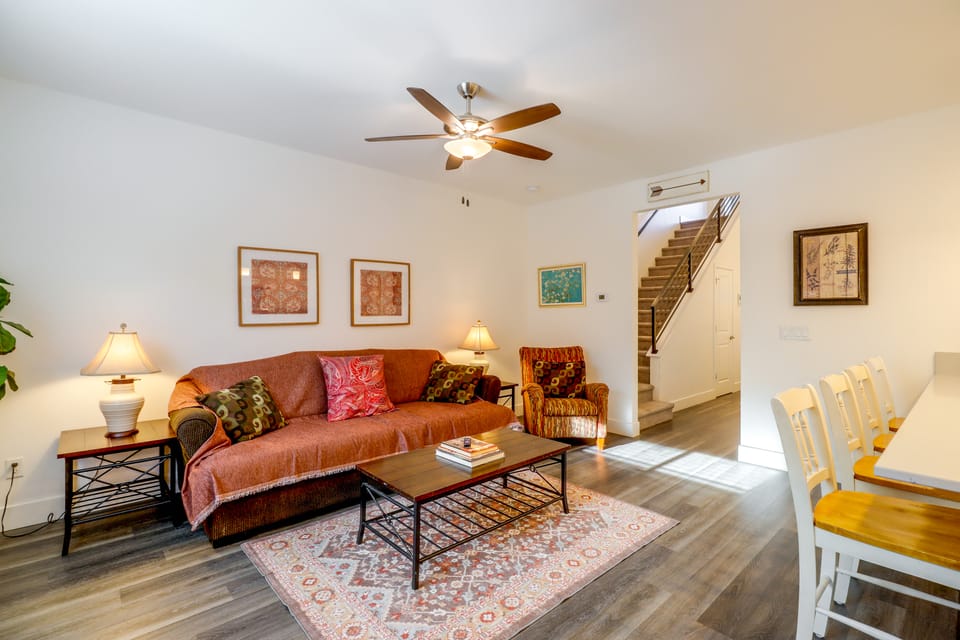 3 Mi to Nevada State Capitol & More! Inviting Unit Apartment in Carson City