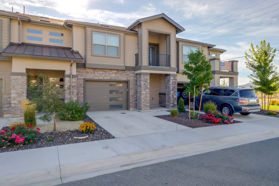 3 Mi to Nevada State Capitol & More! Inviting Unit Apartment in Carson City