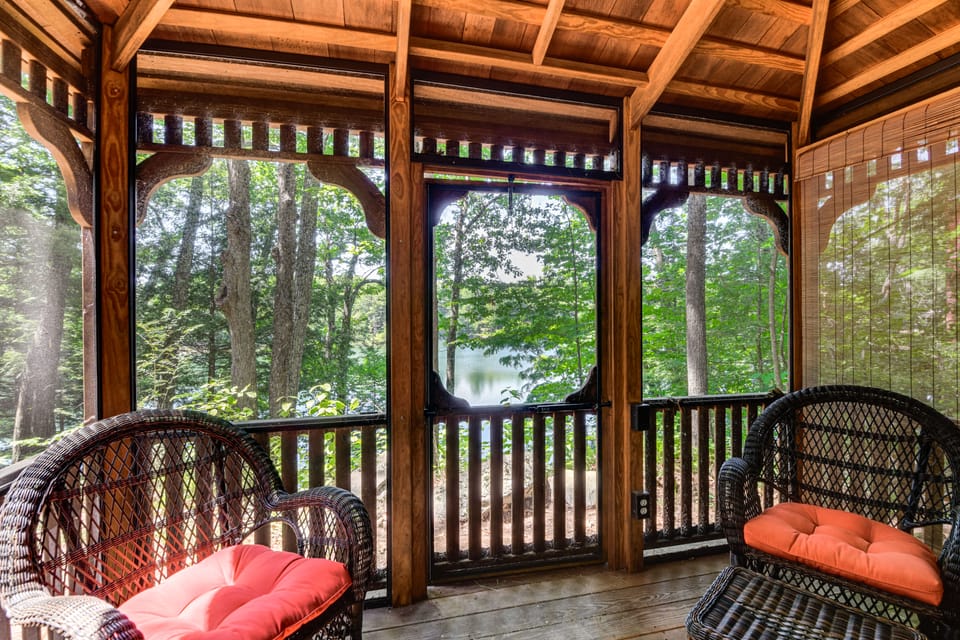 Lakefront Log Cabin w/ Views & Dock in Brandon House in Addison County
