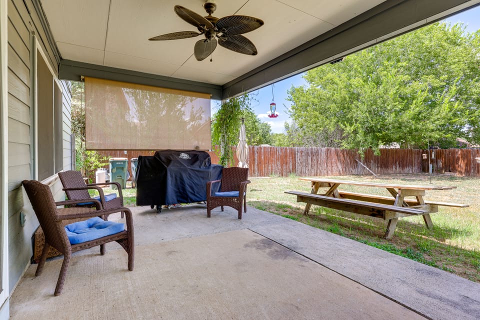 Private Patio & Yard! Bastrop Retreat House in Bastrop