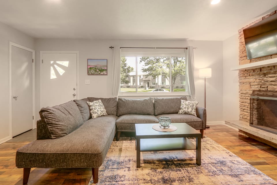 The Sugar Shack - Central Loveland Home w/ Patio House in Loveland