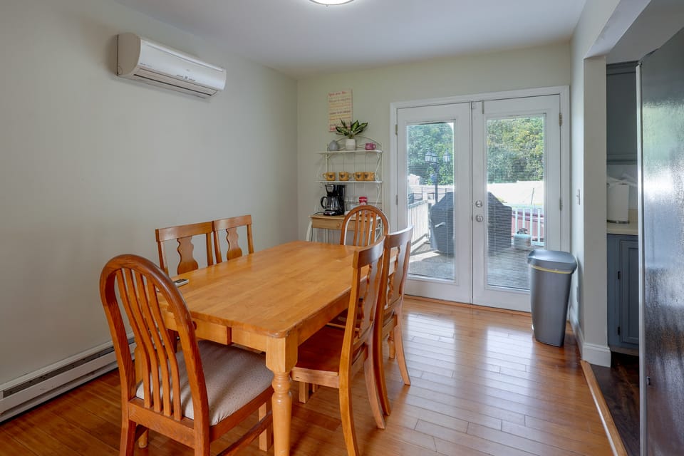 Hudson Valley Duplex: Hike, Sip + Explore! Apartment in Hudson Valley