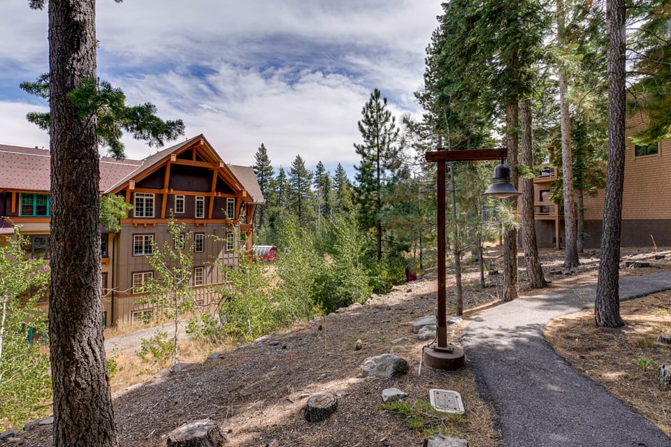 * Closest Ski-In/Out Condo at Northstar Village * Apartment in Northstar Drive