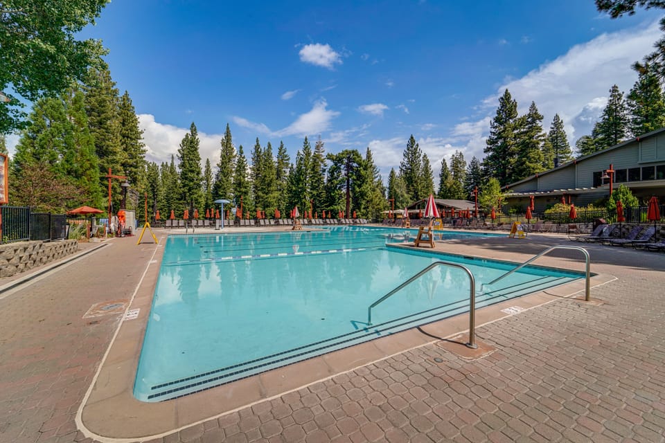 * Closest Ski-In/Out Condo at Northstar Village * Apartment in Northstar Drive