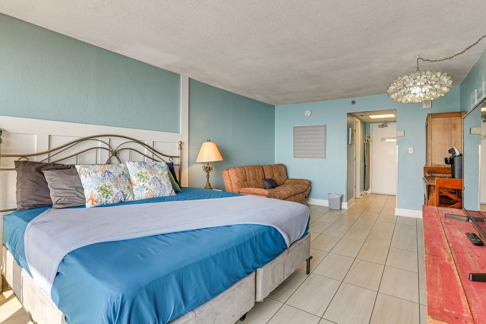14th-Floor Ocean View + Pools! Myrtle Beach Haven Apartment in Myrtle Beach