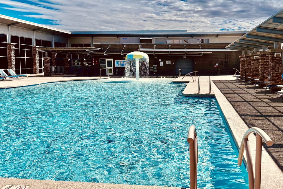 Extended Stay w/ Pool Access, Near Queen Creek House in San Tan Valley
