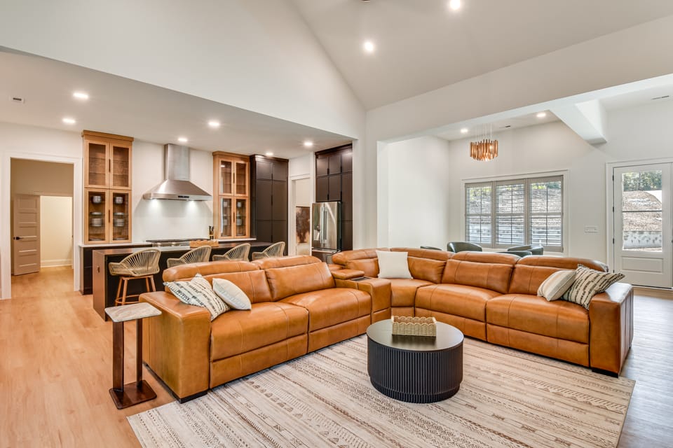Welcome to Shift Change at Lake Keowee! House in Lake Keowee