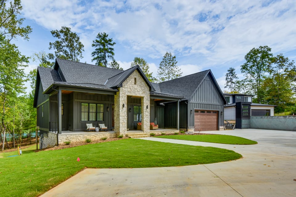 Welcome to Shift Change at Lake Keowee! House in Lake Keowee